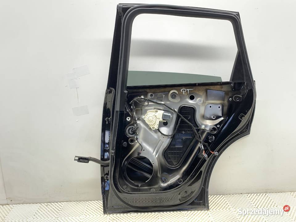 DRZWI PRAWY TYŁ AUDI Q5 8R SUV 0817 CZARNY osobowe sprzedam