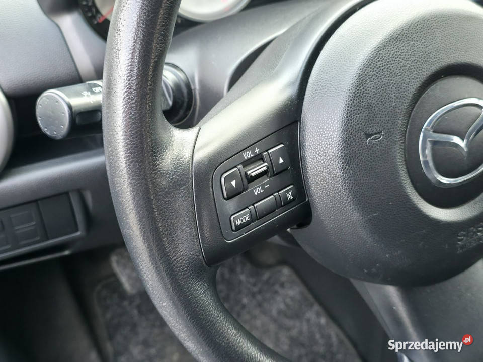 Mazda 2 13 Benzyna Serwisowany Gwarancja Bogate serwisowany w ASO Piekoszów