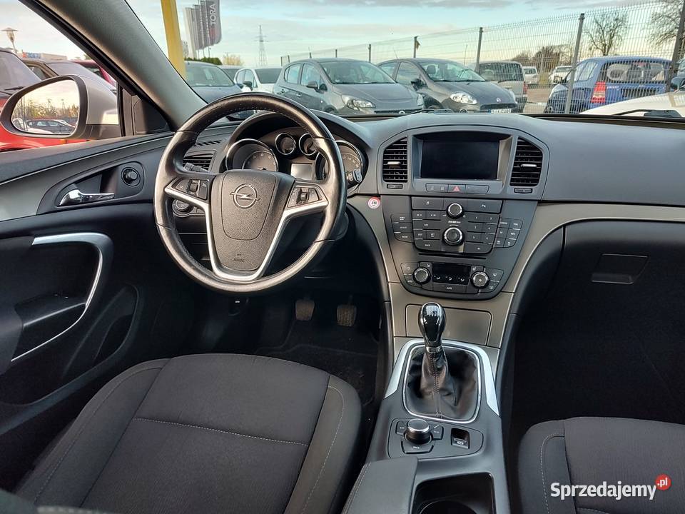 OPEL INSIGNIA 18 BENZYNA Leszno sprzedam