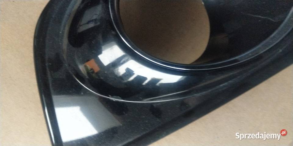 Audi A8 D4 0913 kratka zderzaka lewa Łódź