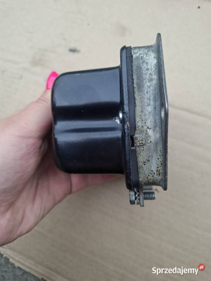 Nowy regulator napięcia prądnicy Fiat 126 Maluch