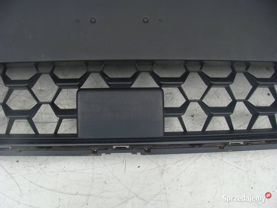 AUDI A1 II ATRAPA CHŁODNICY GRILL 82A853651B