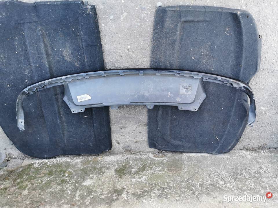 Listwa tył dyfuzor zderzaka octavia 4 VI RS listwy na zderzak