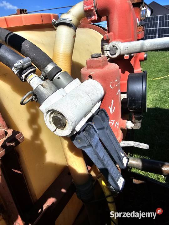 Opryskiwacz polowy ciągnikowy nieuszkodzony świętokrzyskie Górno sprzedam