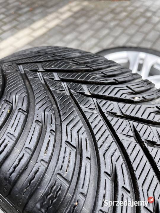 Felgi z oponami zimowymi Mercedes 17 Ożarów