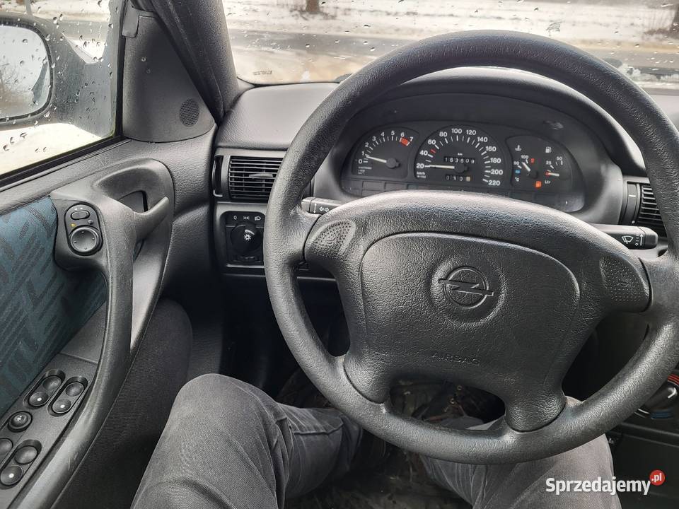 Astra Cabrio Unikat 16 benz Rok produkcji 1994 Gostynin