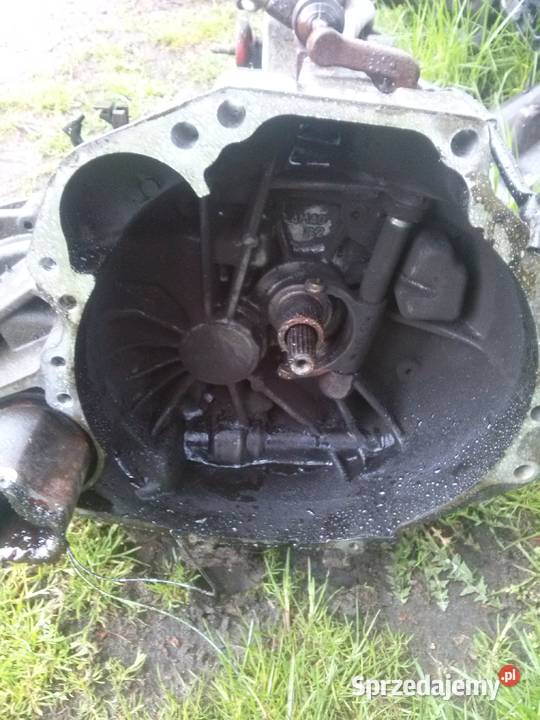 ALMERA n16SKRZYNIA biegow 15 benzyna 4m402 osobowe pomorskie Jastrzębia Góra