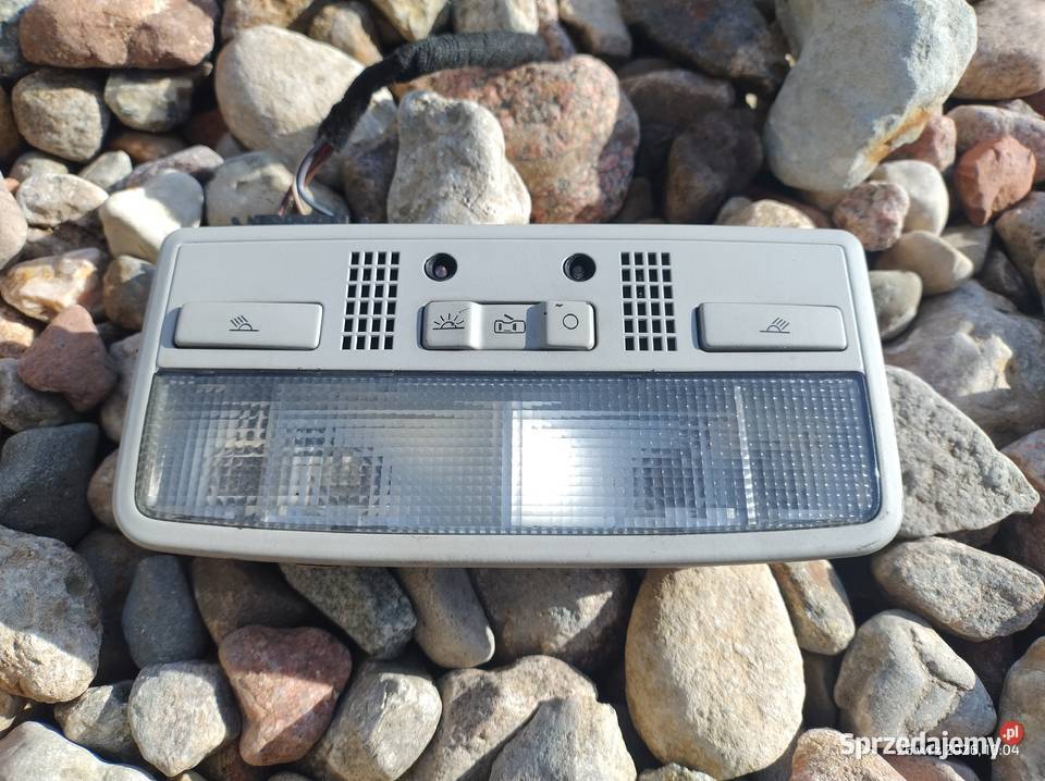 Lampka ambiente Skoda Superb Passat B5 3U0947105