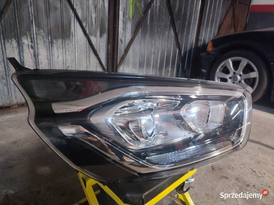 Lampa przednia prawa Ford Transit custom 2018 lubuskie Drezdenko sprzedam