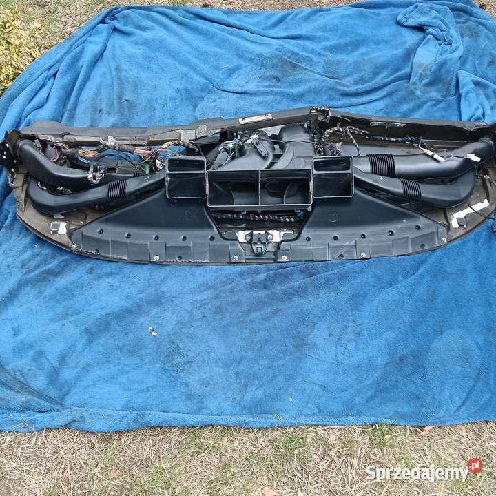 BMW 5 e34KONSOLAPULPIT czarny pomorskie