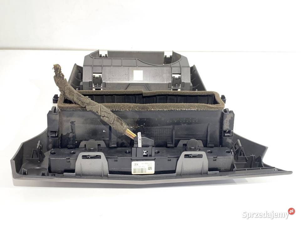 KRATKA NAWIEWU PRZÓD OPEL ASTRA H 13100107