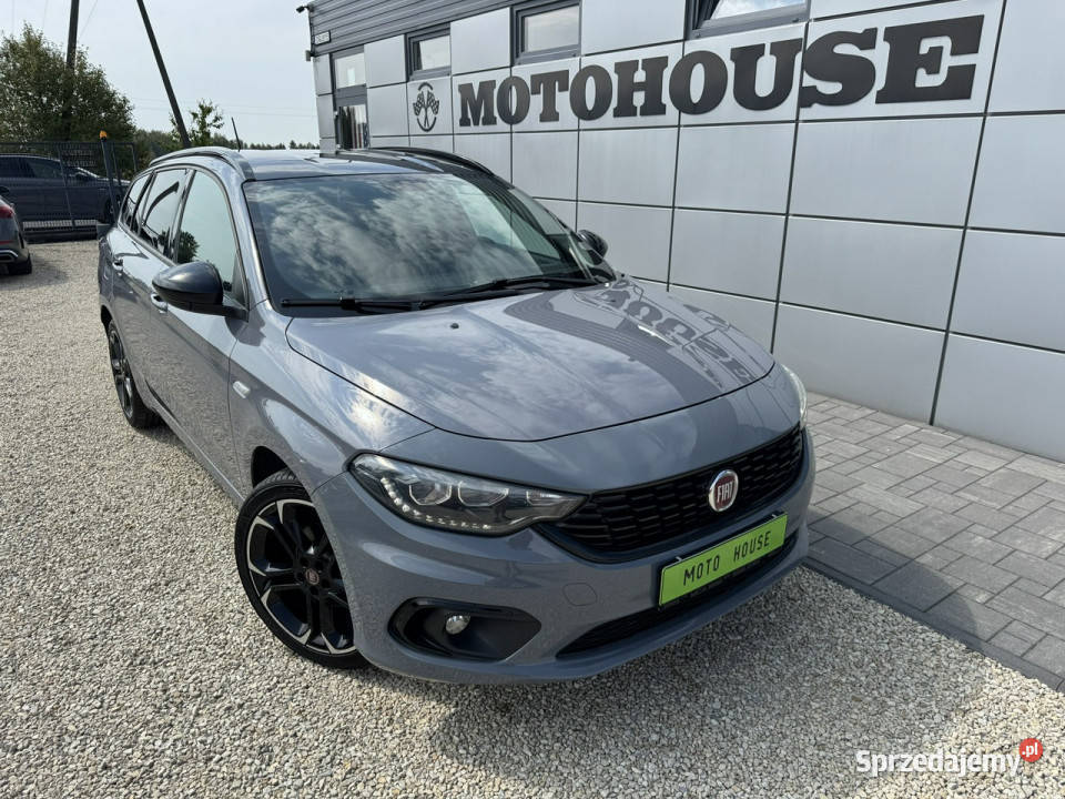 Fiat Tipo sdesign navi xenon kamera Vat 23 II ABS sprzedam