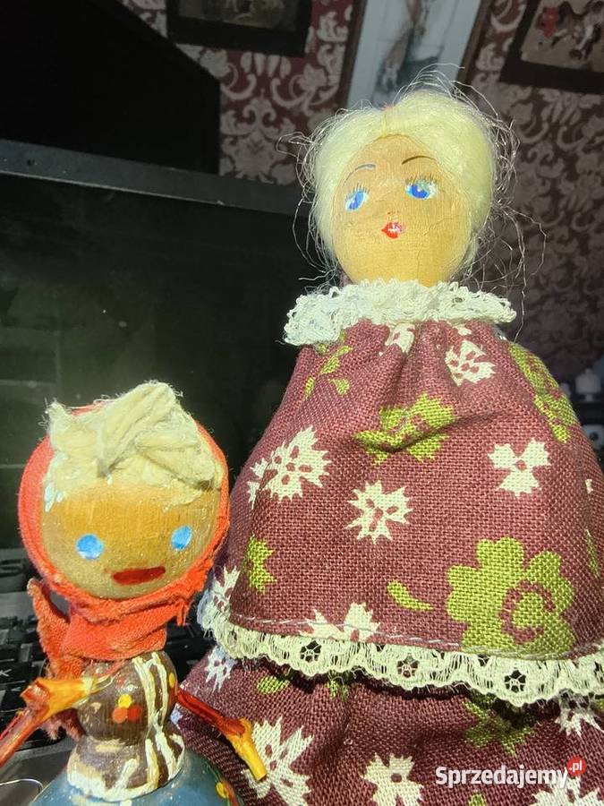 Dwie drewniane lalki podlaskie Suwałki