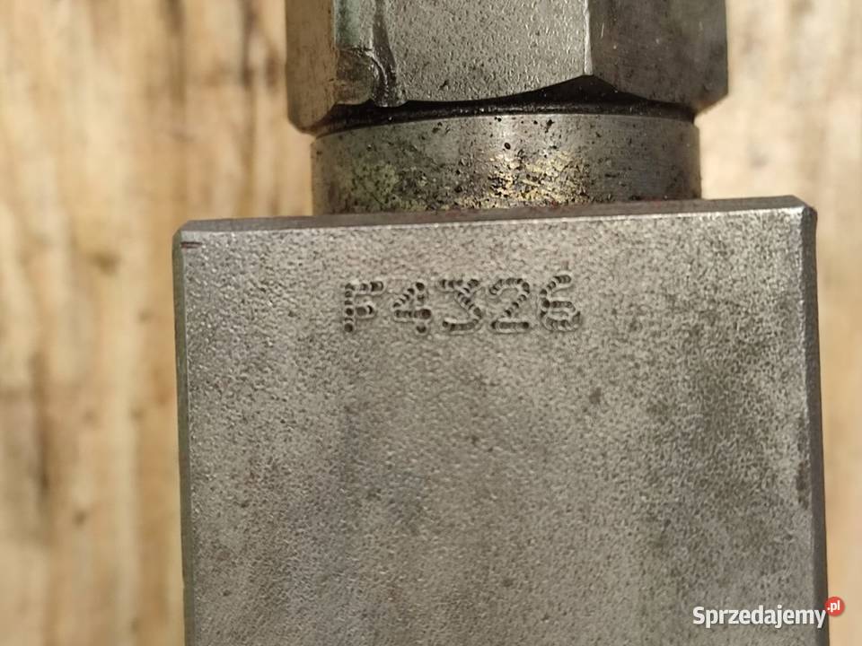 ZAMEK SIŁOWNIKA GŁÓWNEGO 52581774 MANITOU MLT Wilkowo