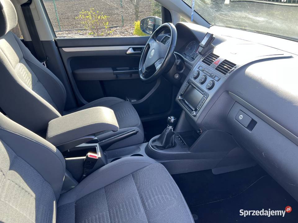 Volkswagen Touran 20TDI 170 Highline 7os światła przeciwmgielne Touran Kalisz