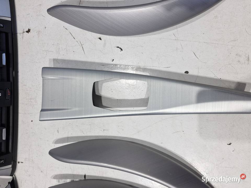BMW F30 F31 LISTWY DEKORY NAVI ALU KOMPLET osobowe