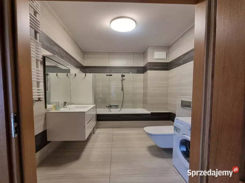 2 pokoje z halą garażową i dostępem do siłowni 50m2 Wynajem pomorskie