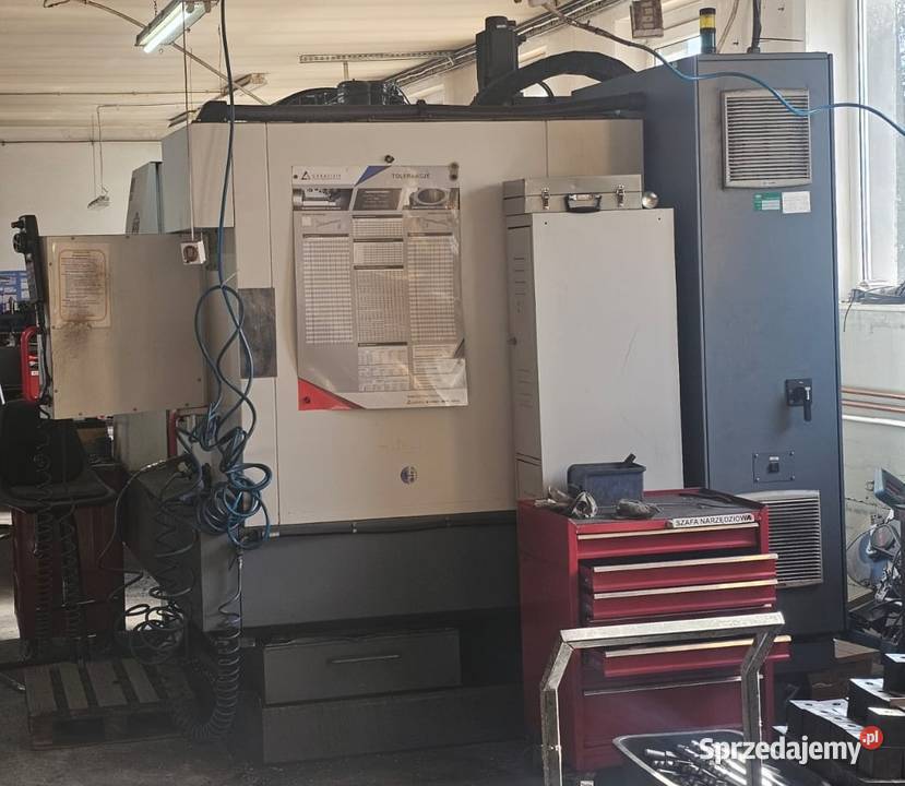 Pionowe centrum obróbkowe MAS MCV 1016 QUICK