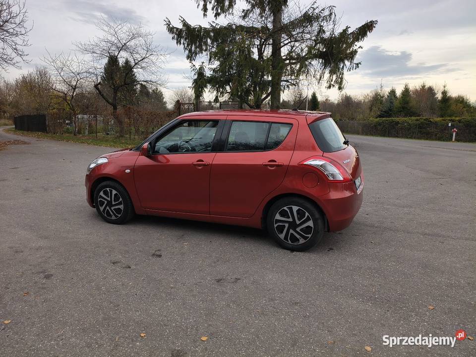 Suzuki Swift 2012 12 BG Płoskie