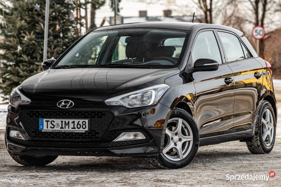 HYUNDAI I20 2017r Zalesie sprzedam