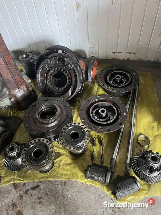 Zwolnica zf aplb755 koparka liebherr 900 Pozostałe Siewierz