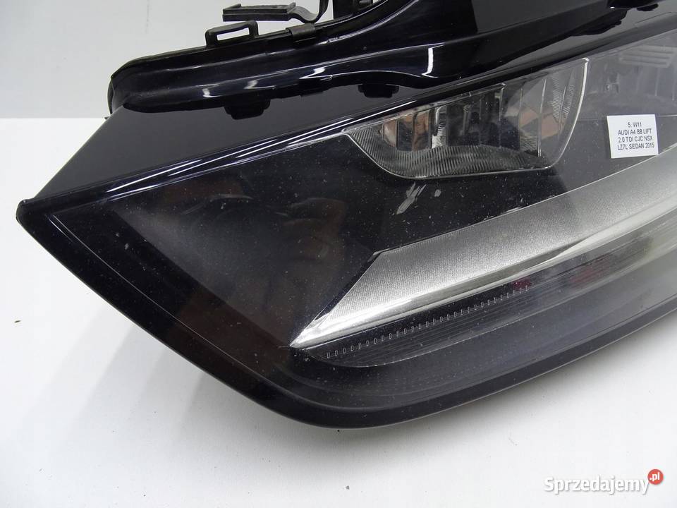 LAMPA LEWA PRZÓD PRZEDNIA AUDI A4 B8 LIFT 1115R