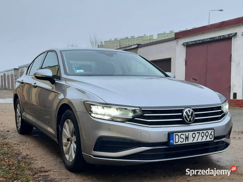 VW Passat B8 FL 15TSI 150 salon 1wł fabryczny Samochody osobowe