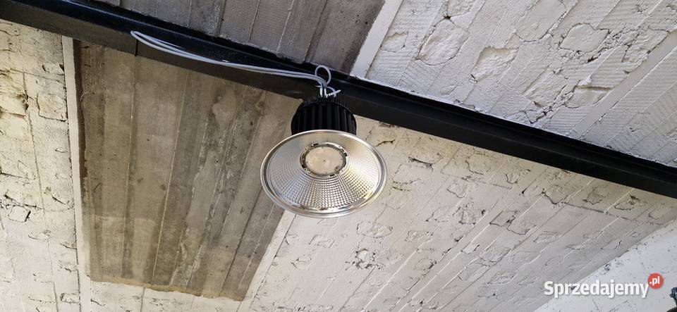 Lampa halowa garażowa LED Kłomnice