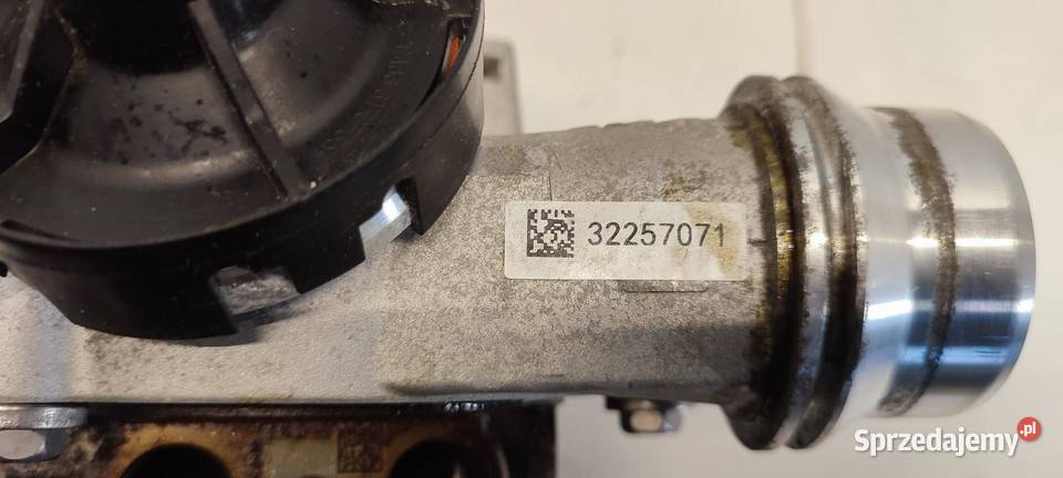 VOLVO XC40 TURBINA TURBOSPĘŻARKA HYBRID 32257071