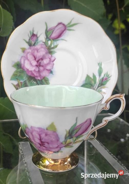 Porcelana zdobiona motywem róż