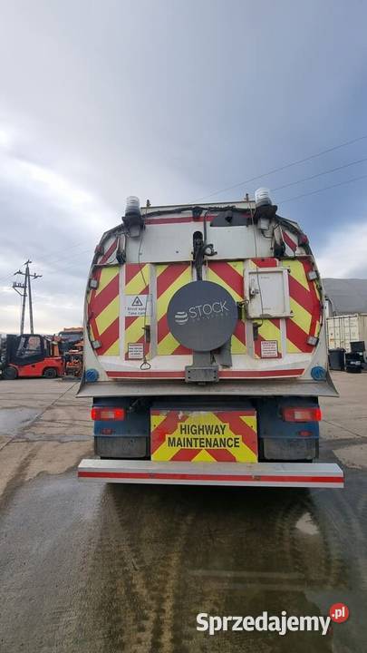 VOLVO FE250 Zamiatarka STOCK S6400 PM25 PM10 Rok produkcji 2017 Specjalne Markowice