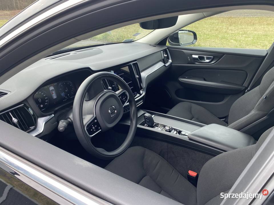 Volvo V60 B4 D Momentum Pro nieuszkodzony Gliwice sprzedam