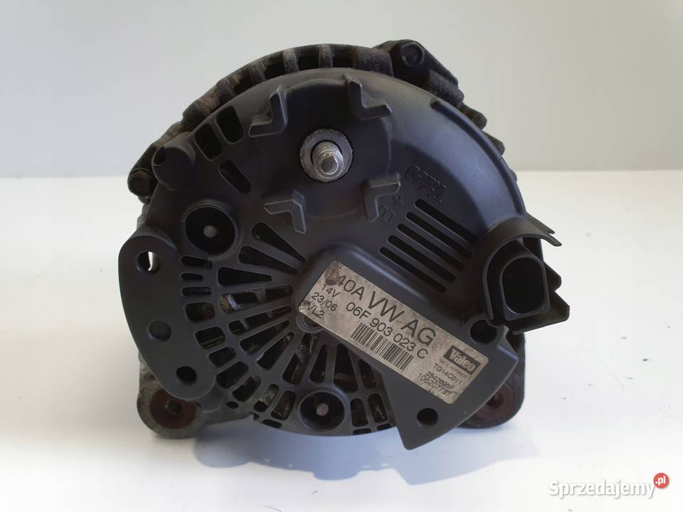 VW Golf V 19 TDI ALTERNATOR valeo 06F903023C Janów