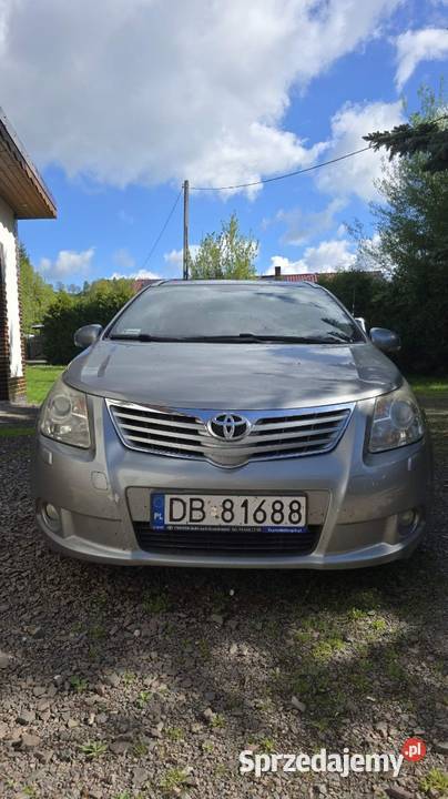 Toyota Avensis z polskiego salonu prywatnego 126KM Avensis Strzegom