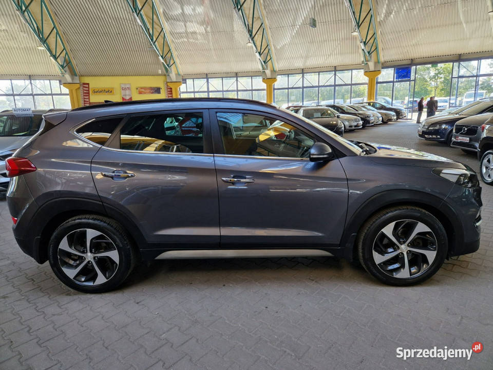 Hyundai Tucson opis W podanej Roczna Gwarancja garażowany Mysłowice
