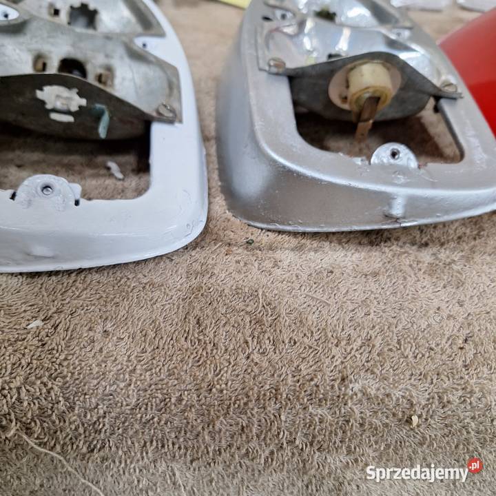 VW Garbus lampy tylne tzwżelazka strona Lewa do Lampy tylne mazowieckie sprzedam