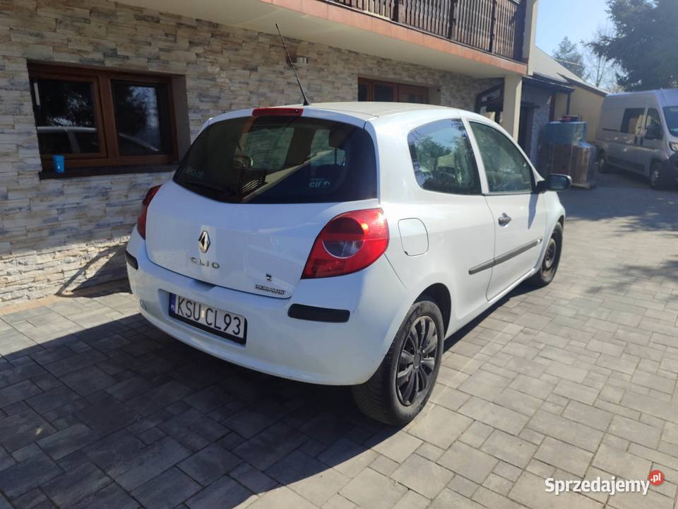 Renault Clio 2006 15 diesel 3 drzwi Rok produkcji 2006 Woźniki