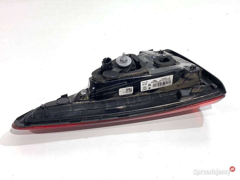 LAMPA TYŁ PRAWA WEWNĘTRZNA RENAULT CLIO V