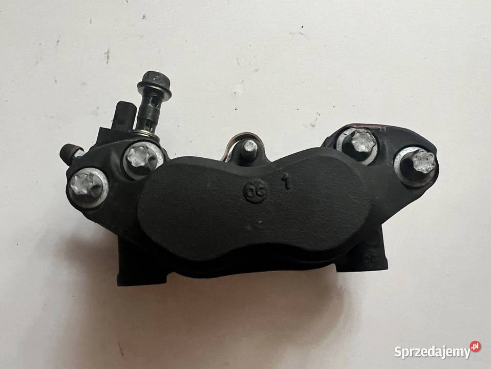 Zacisk prawy przód Suzuki GSXS 750 GSX750S 2020r