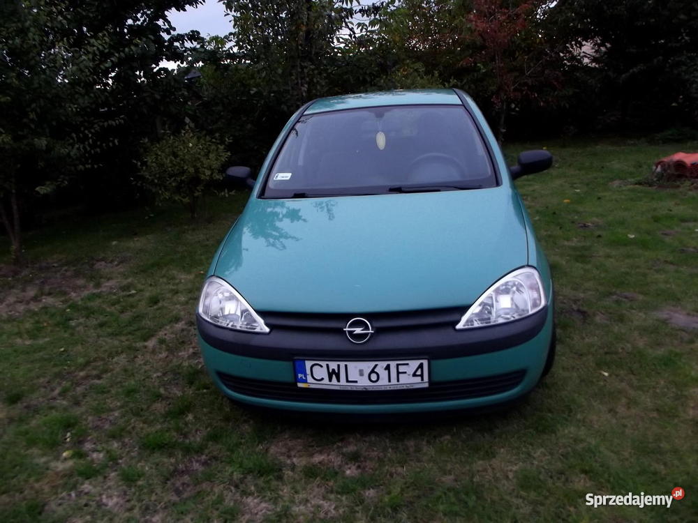 Opel corsa C 2001r pięciodrzwiowa 4/5 Corsa