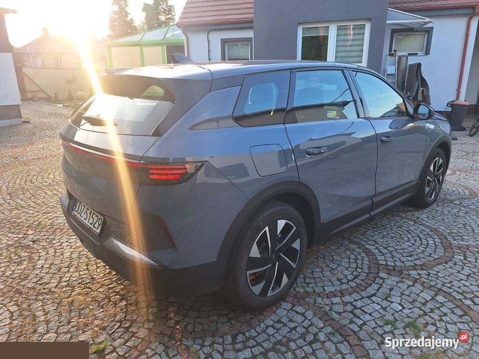 Opel Grandland X 12 benzyna 130 2025r automatyczna Bielawa