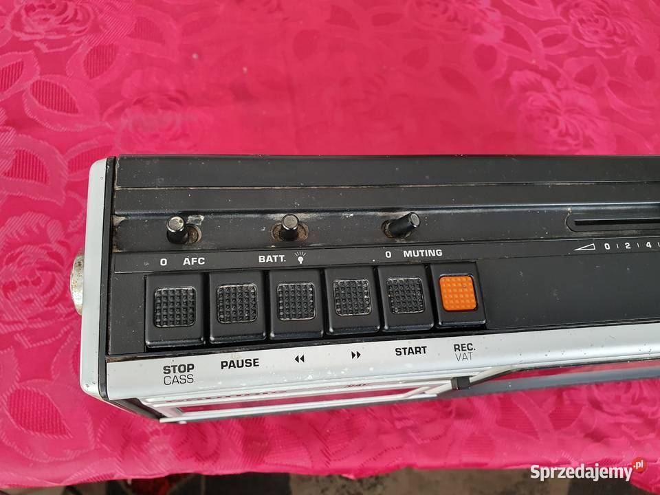 Stary zabytkowy radiomagnetofon Grundig C6500 Magnetofony Kępice