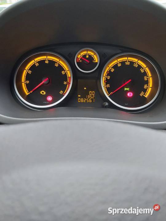 Opel Corsa D 12 85 2013 r śląskie