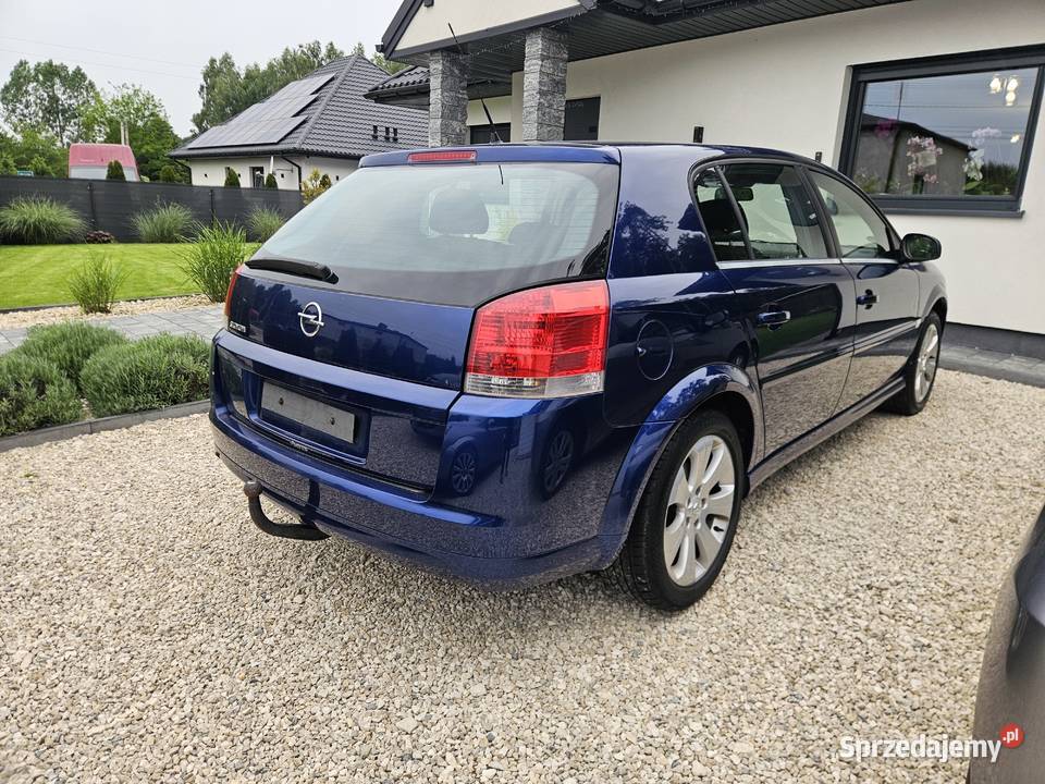 Opel Signum 2008 model 18 140 pierwszego Gomunice