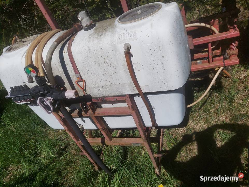 Opryskiwacz 400l 12m Blizne