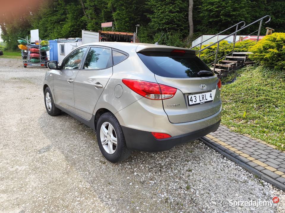 Hyundai ix 35 20 Benzyna oryginał lakier i sprzedam