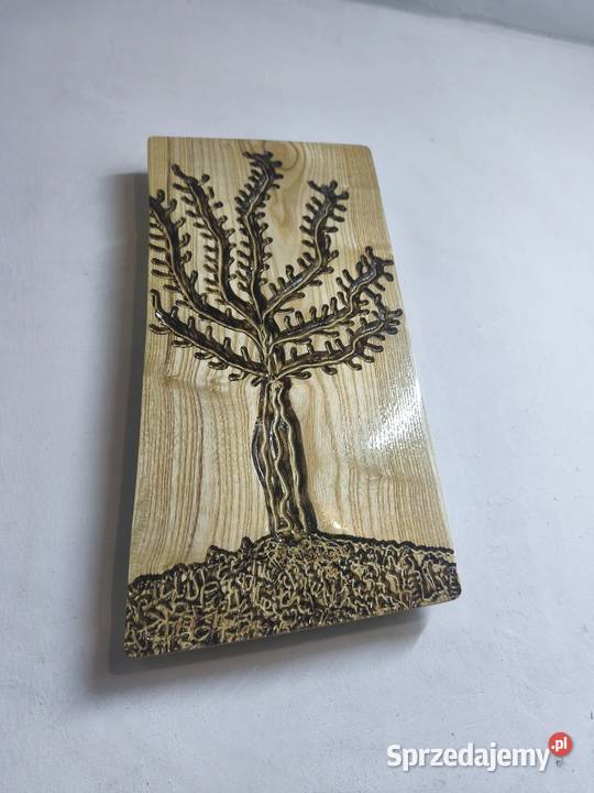 Płaskorzeźba drzewo lubelskie