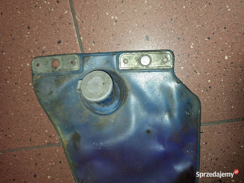 Zbiornik płynu do spryskiwaczy pompka fiat 126p Strzyżów