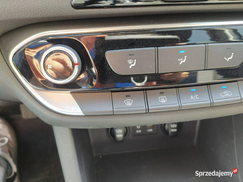 Hyundai i30 16 CRDI 115 Salon Faktura Vat23 III isofix Łódź