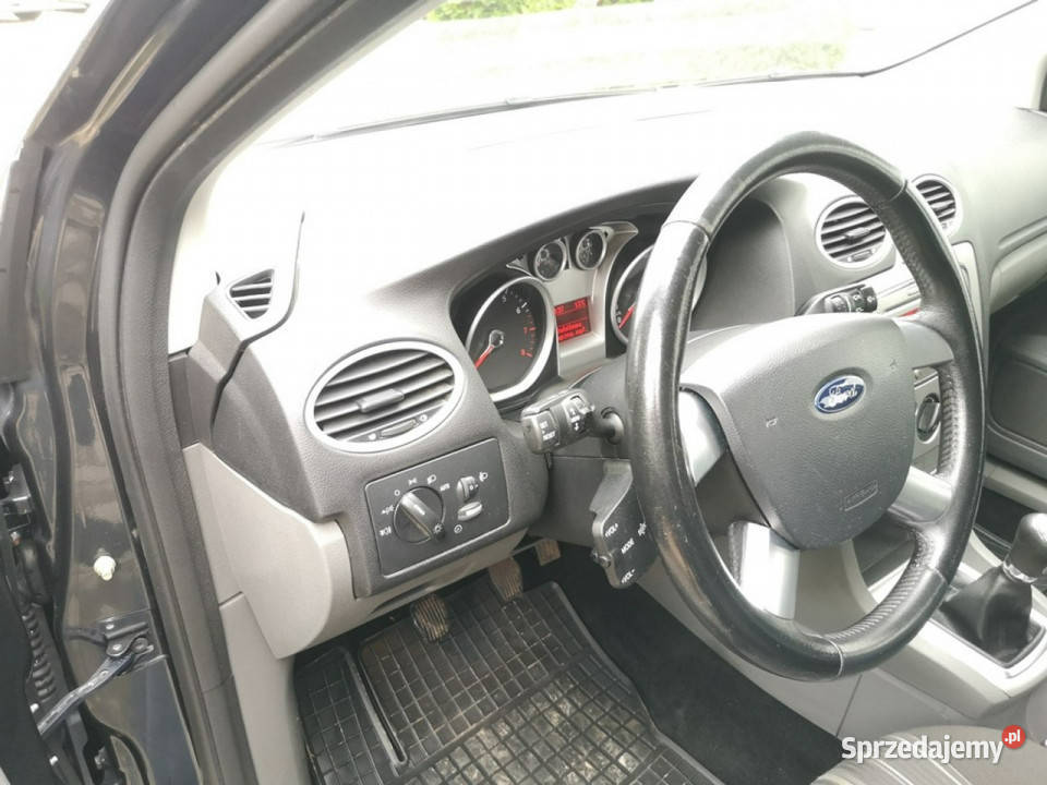 Ford Focus 18 16v 125 Klimatyzacja Elektryka relingi dachowe Strzegom